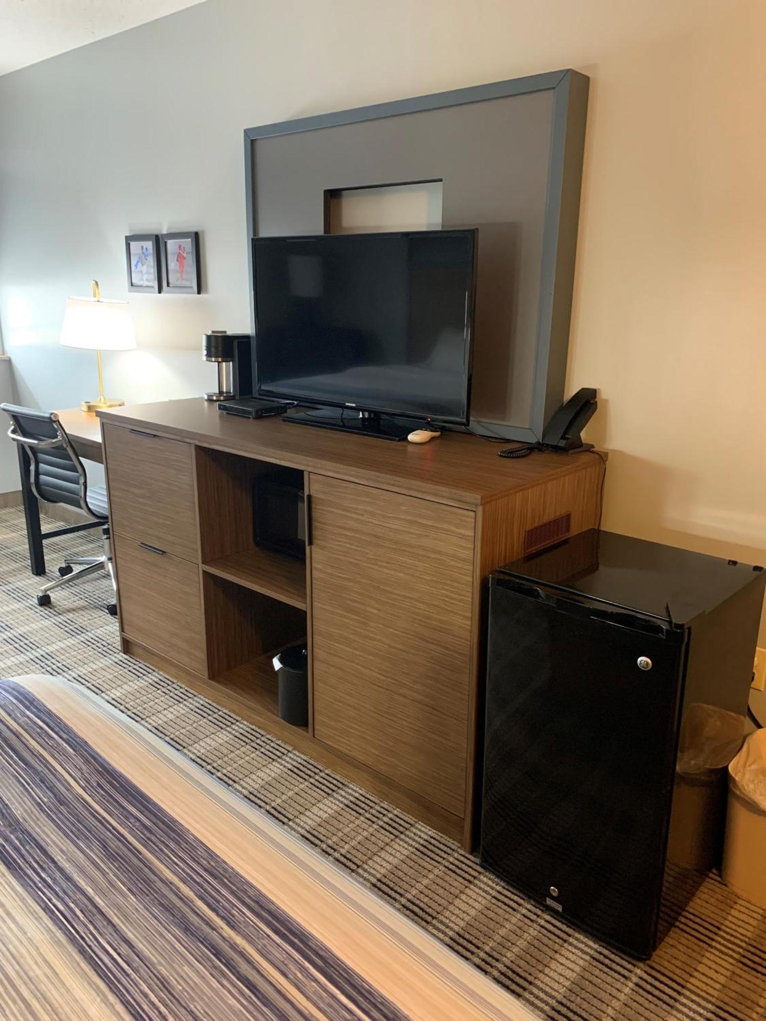 Americinn By Wyndham Marshfield Екстериор снимка
