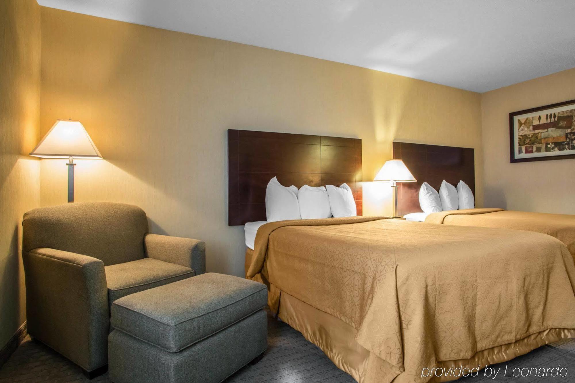 Americinn By Wyndham Marshfield Екстериор снимка