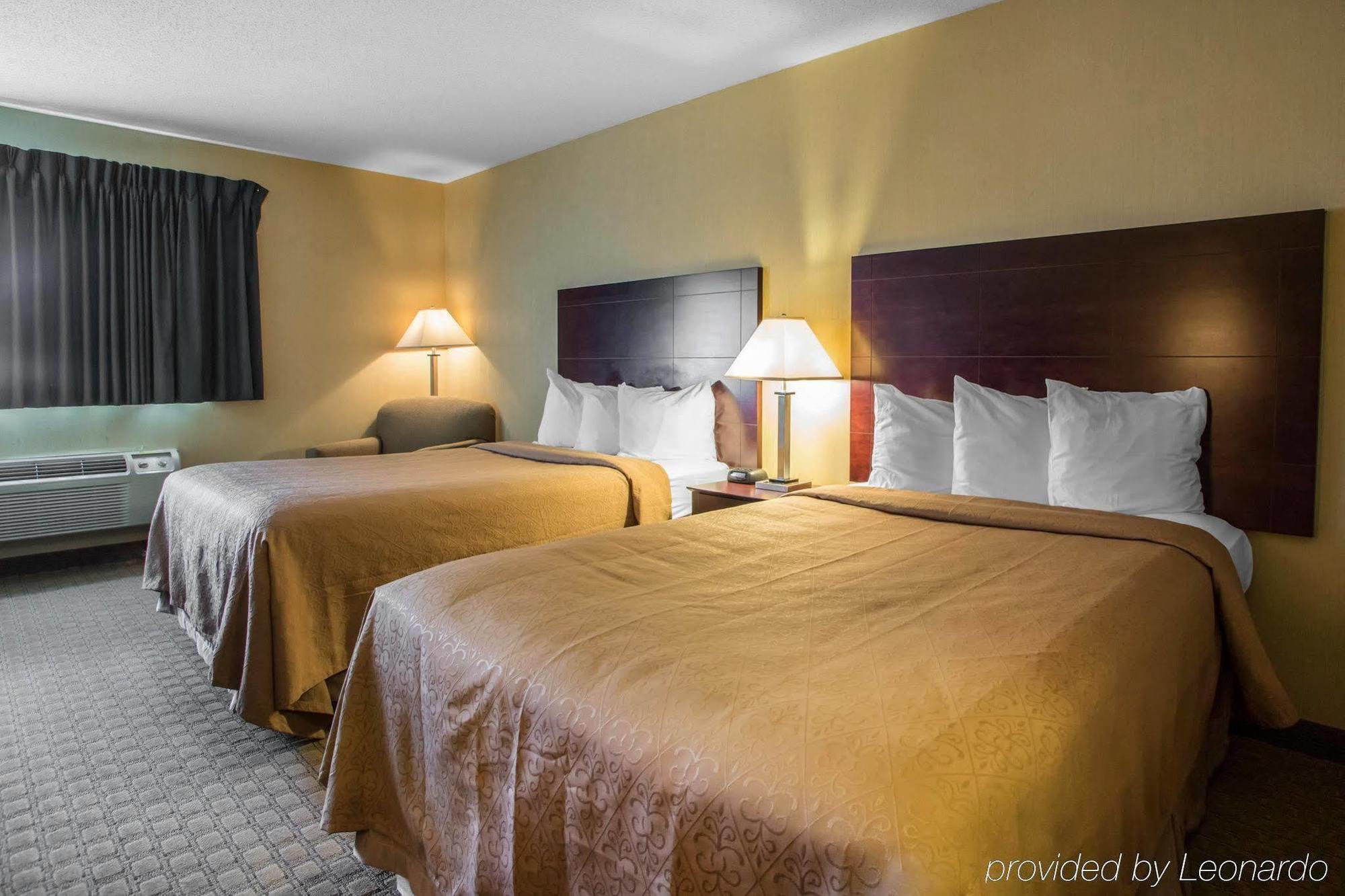Americinn By Wyndham Marshfield Екстериор снимка